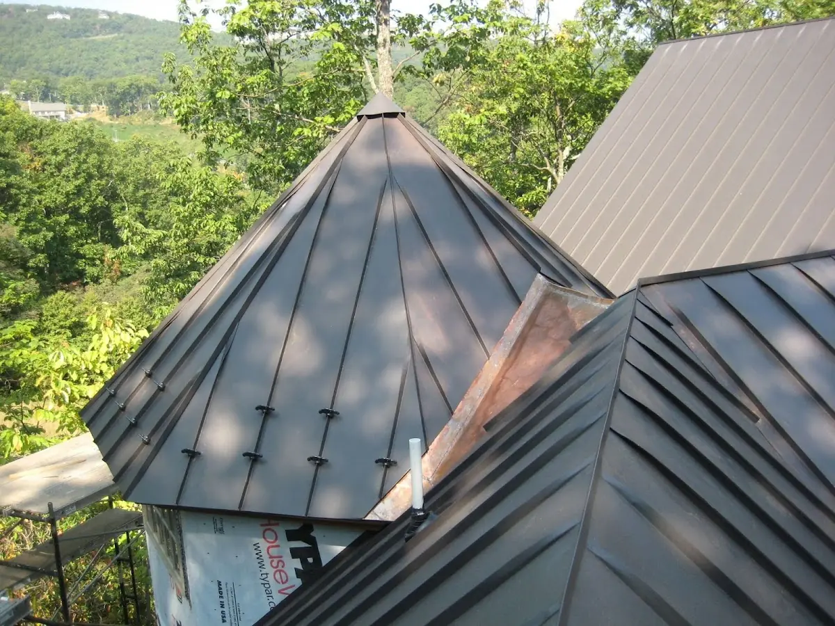Professional Shingle Replacement & Repair by Craftsman Roofing in One Stop